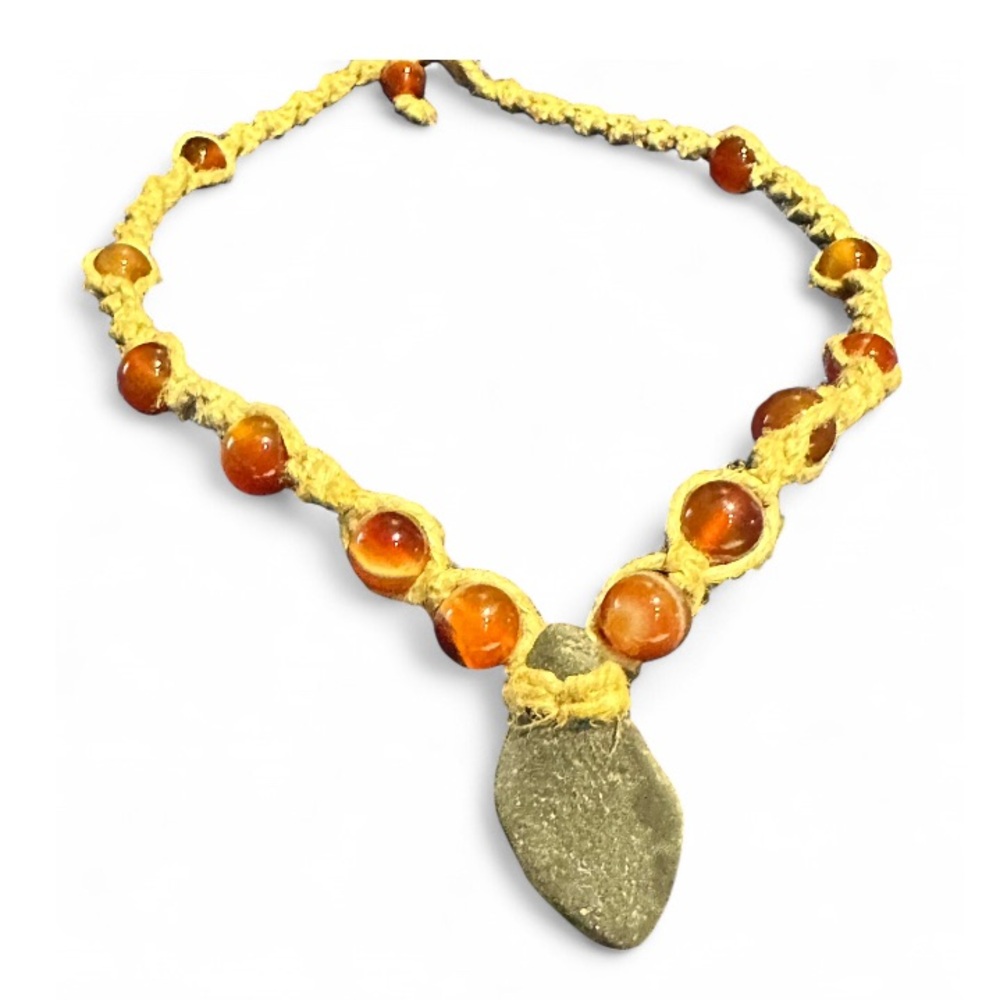 90s handmade
River rock & glass bead hemp necklace